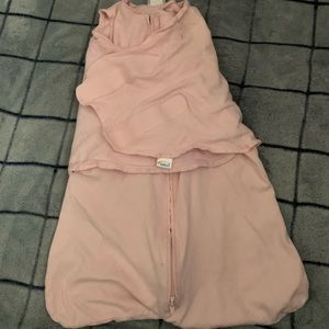 💚 4/$20 💚 Halo sleep swaddle sack, light cotton, size 3-6 months — pink